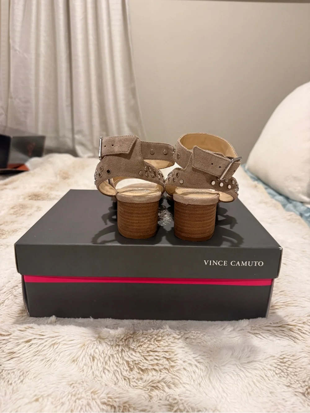 Vince Camuto Braylee Studded Suede Sandals – Totally Taupe – Size 7.5M NWT